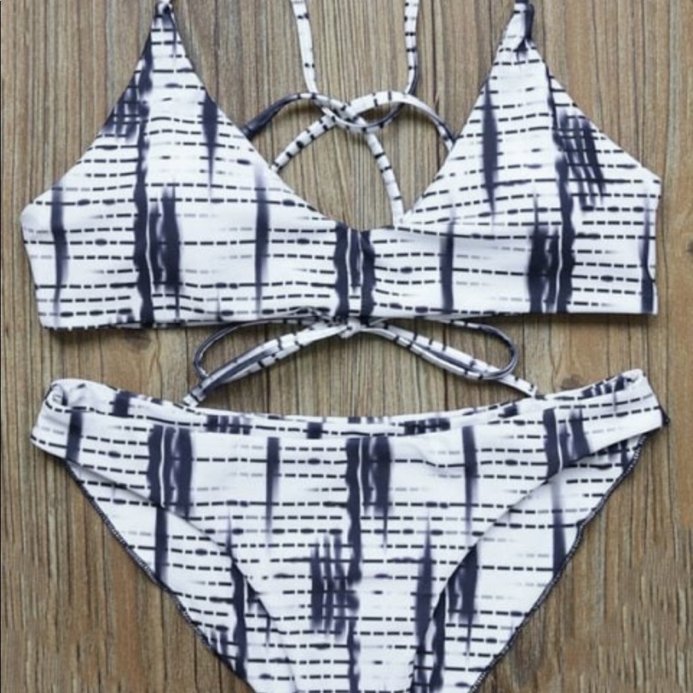 ZAFUL Strappy Striped Bikini